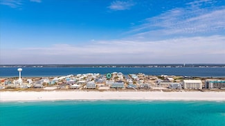 8174 Gulf Blvd Unit B, Navarre, FL 32566