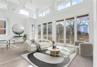 775 Juniper St NE Unit 619, Atlanta, GA 30308