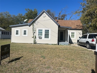 835 W Vanderbilt St, Stephenville, TX 76401