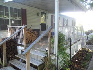 559 Rockview Dr, Holley, NY 14470