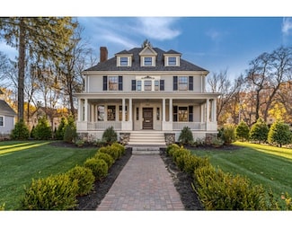 1062 Massachusetts Ave, Lexington, MA 02420