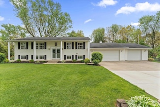 53220 Towhee Ln, South Bend, IN 46637