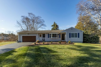 55 Fernald Rd, Kittery, ME 03904