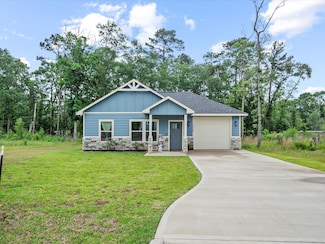 16322 Crockett Martin Estates Dr, Cut and Shoot, TX 77306