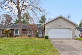 18330 Farm Ln, South Bend, IN 46637