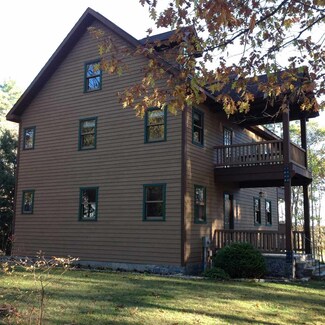 7 Love Ln, Lee, NH 03861