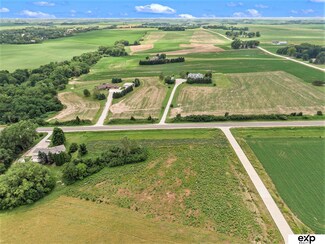 2706 Hidden Timbers, Fremont, NE 68025