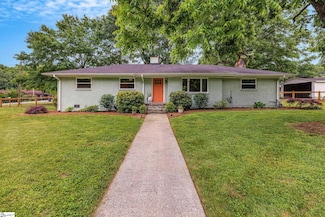 102 Muse Cir, Greer, SC 29651