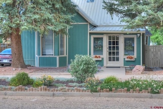 209 E Francisco St, La Veta, CO 81055