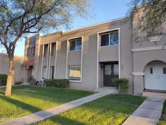 5853 E Thomas Rd, Scottsdale, AZ 85251