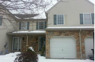 1719 Pinewind Dr, Alburtis, PA 18011