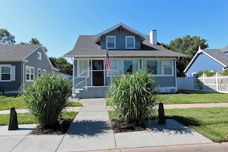 16 W 27th St, Kearney, NE 68847