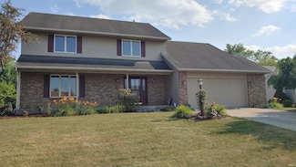 8929 Dunmore Ln, Fort Wayne, IN 46804