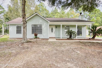 2408 Farmington Dr, Gautier, MS 39553