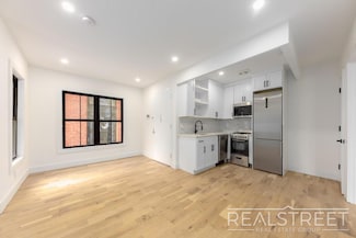 234 24th St Unit 2B, Brooklyn, NY 11232