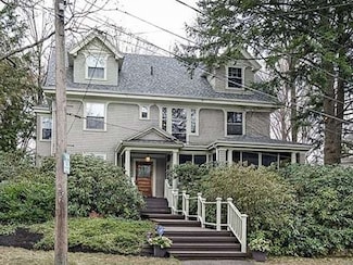 20 Woodside Rd, Newtonville, MA 02460