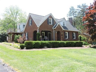 520 E Main St, Troy, NC 27371