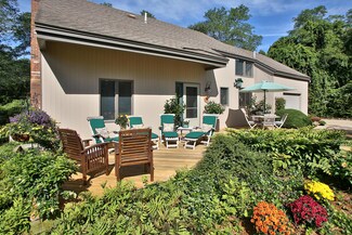 26 Harveys Ln, Orleans, MA 02653