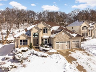 1475 Pinetree Trail, Saint Paul, MN 55122