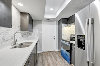 128 Goodson Dr Unit 128, Houston, TX 77060