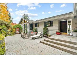 12120 SW 33rd Ave, Portland, OR 97219