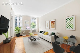 335 E 54th St Unit 3-F, New York, NY 10022