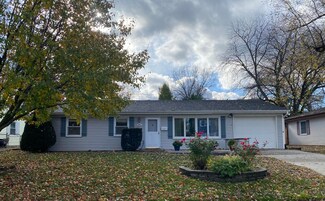 251 Appletree Ln, Valparaiso, IN 46383