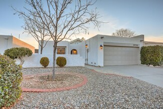 9720 Compadre Ln NE, Albuquerque, NM 87111