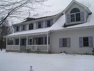 3310 Checkered Tavern Rd, Gasport, NY 14067