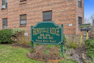 808 Bronx River Rd Unit 1D, Bronxville, NY 10708