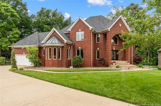 3010 Plum Woods Ct, Sellersburg, IN 47172