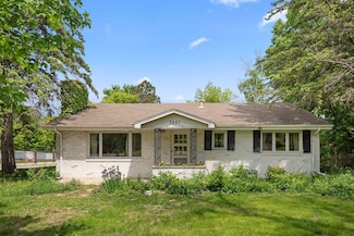 3801 Vandan Rd, Minnetonka, MN 55345