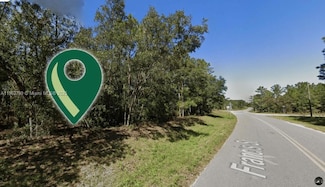 128 N Francis St, Interlachen, FL 32148