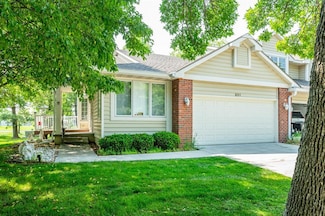 2801 Ep True Pkwy Unit 201, West Des Moines, IA 50265