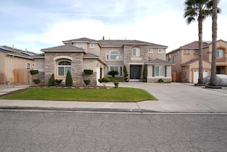 8420 N Ann Ave, Fresno, CA 93720