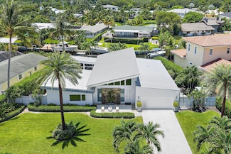 14083 Harbor Ln, Palm Beach Gardens, FL 33410