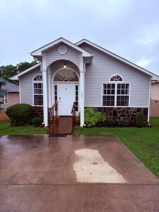 1623 Monte Vista Dr, Sevierville, TN 37862