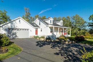 595 Harpswell Neck Rd, Harpswell, ME 04079