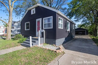 385 W 22nd St, Holland, MI 49423