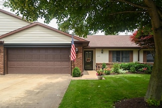 423 Leisure Dr, Huron, OH 44839