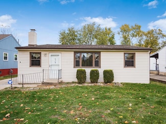 696 Williams Rd, Columbus, OH 43207