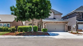 2166 Junipero Ave, Clovis, CA 93619