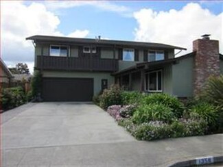 1358 Halibut St, Foster City, CA 94404
