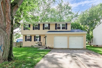 8711 Blessing Dr, Powell, OH 43065