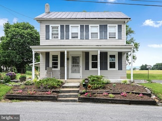 738 E Rehrersburg Rd, Bethel, PA 19507