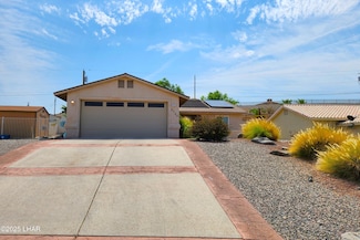 2740 Arcadia Dr, Lake Havasu City, AZ 86404