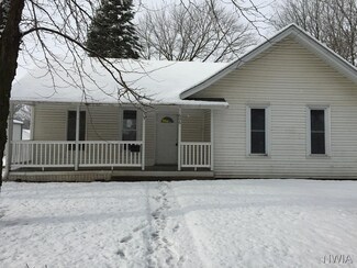 606 11th St, Onawa, IA 51040