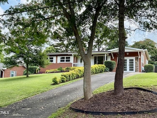2909 Sprucewood Dr, Durham, NC 27707