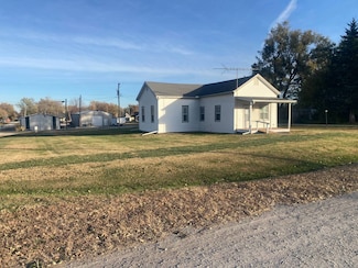 522 Hunt St, Osborn, MO 64474