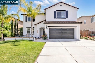 369 Myrtle Ln, Oakley, CA 94561